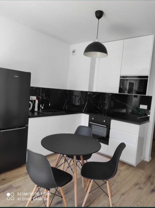 Airport Apartment Varşova Dış mekan fotoğraf